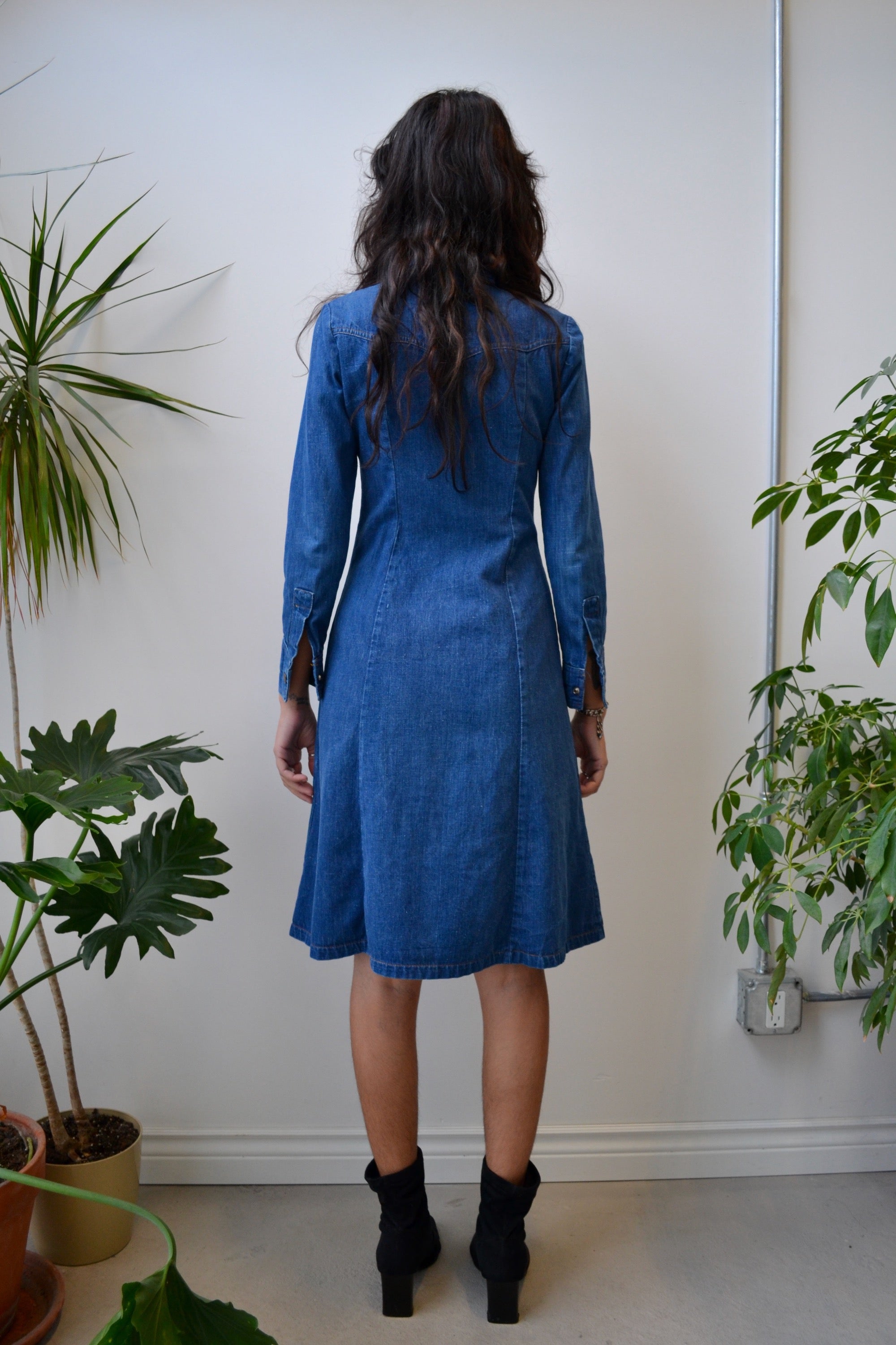 70s "Oops California" Denim Dress Community Thrift and Vintage 70s "Oops California" Denim Dress Community Thrift and Vintage