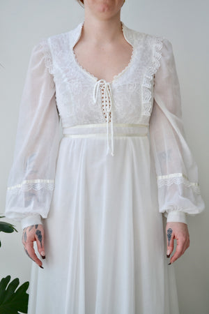 Pearly Gunne Sax Gown