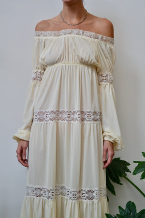Stretchy Lace Peasant Dress