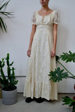 Romantic Gunnie Style Maxi Dress