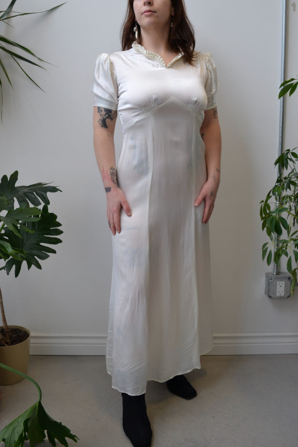 Forties Ivory Wedding Dress