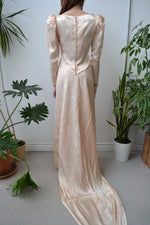 Vintage Peachy Satin Wedding Dress