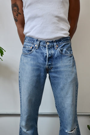 Cropped Levi's 501s