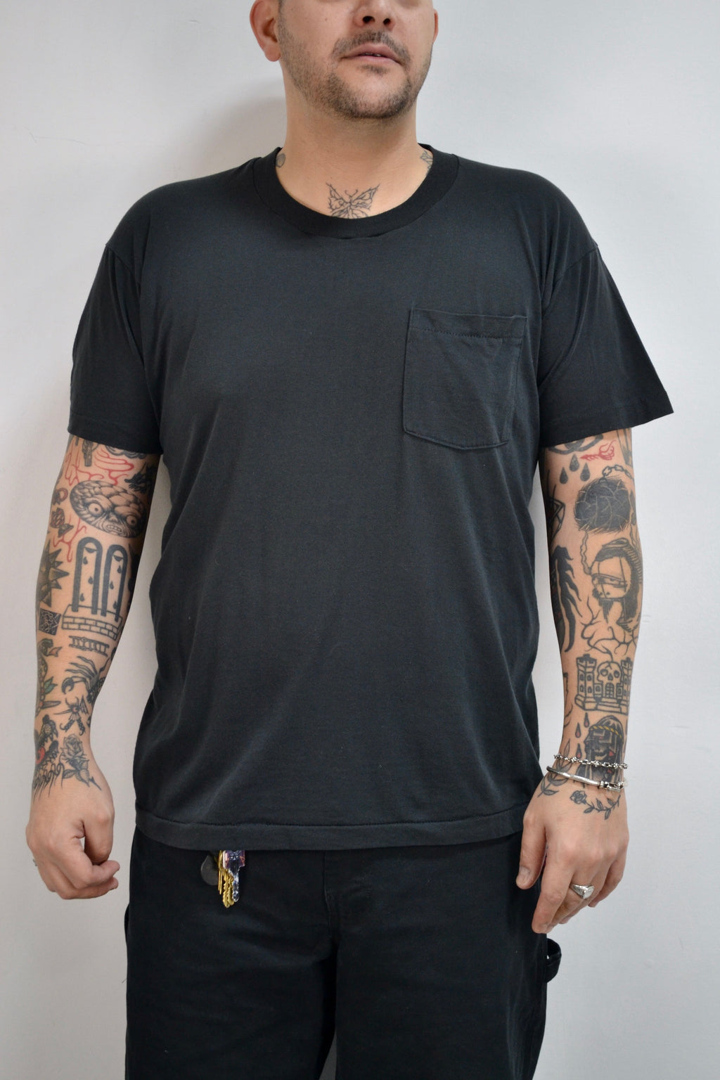 Single Stitch Plain Black Pocket Tee