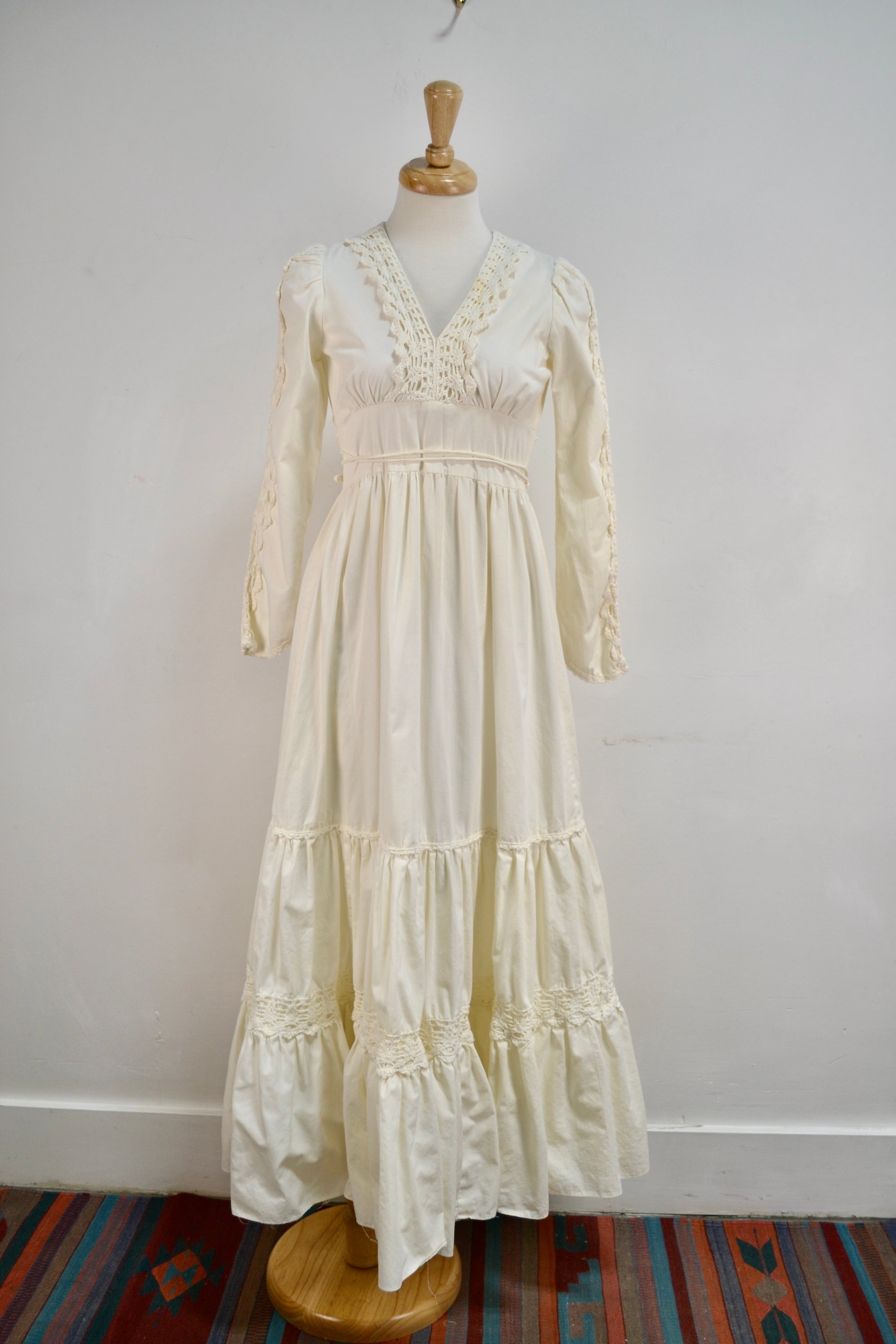 White Cotton Gunne Sax Gown