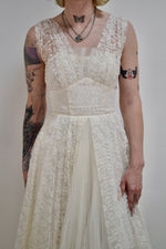 Vintage Lace Wedding Dress