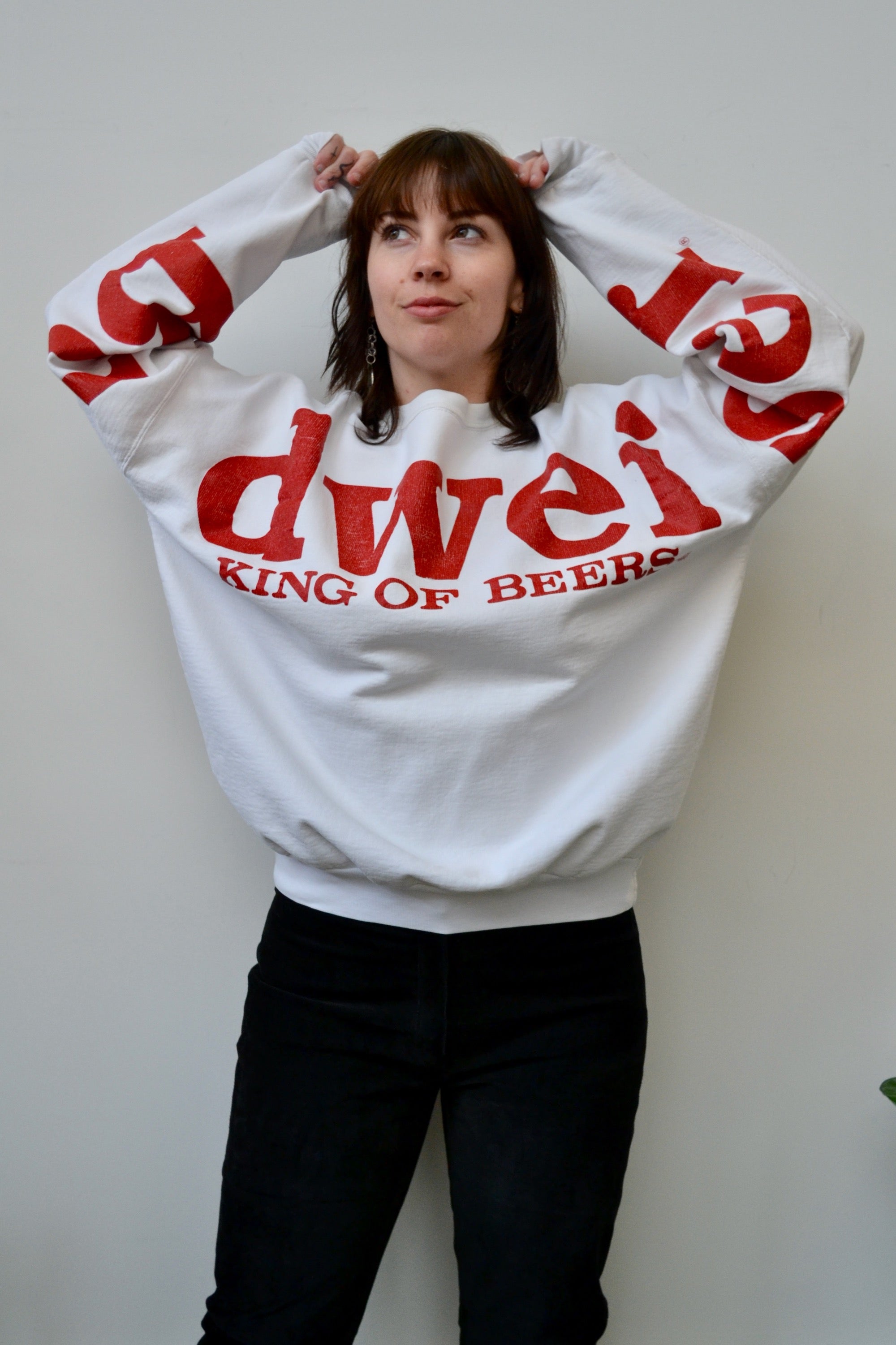 Nineties Spellout Budweiser Crewneck – Community Thrift and Vintage