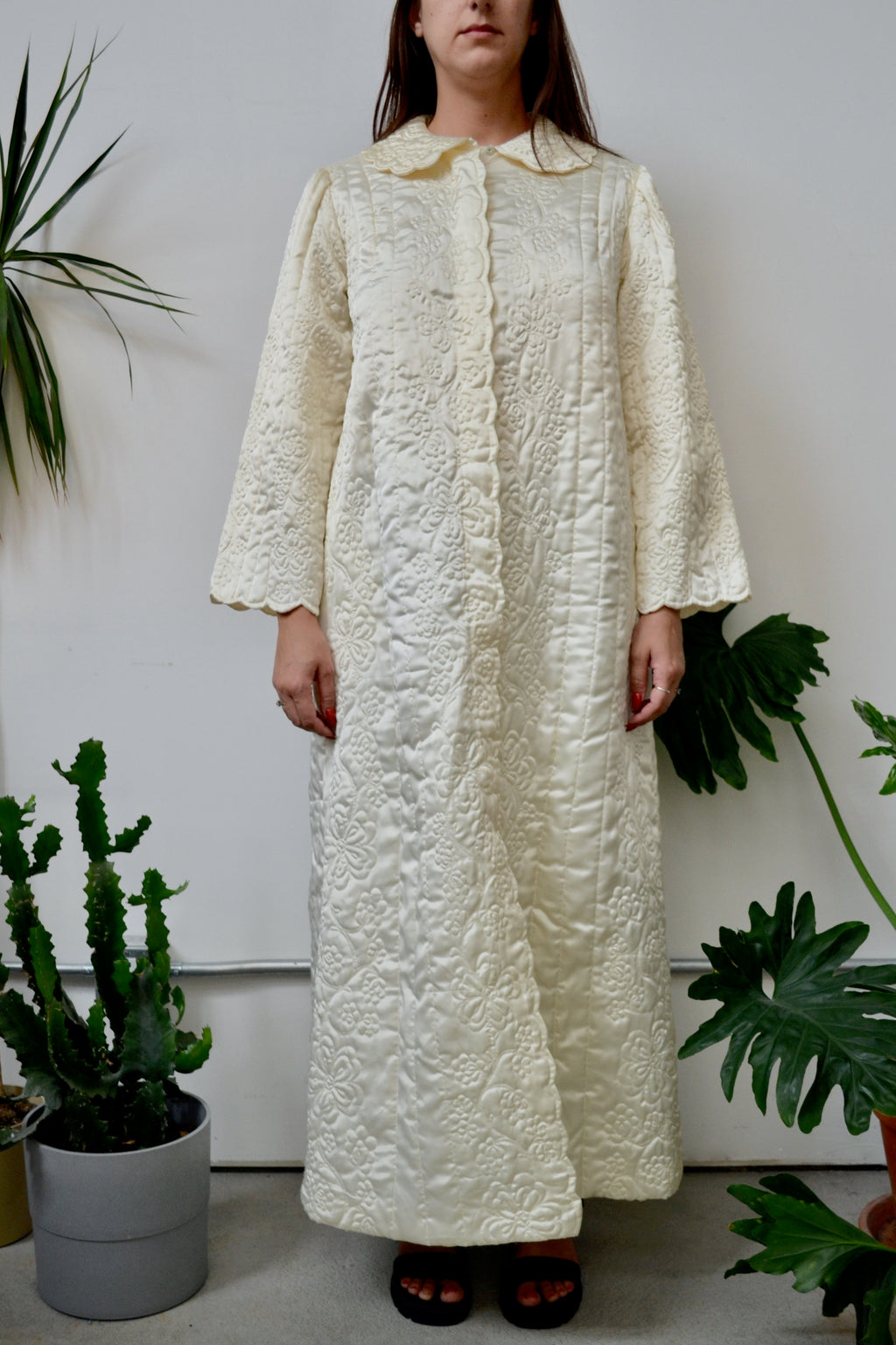 Ivory Floral Blanket Embroidered Dressing Gown