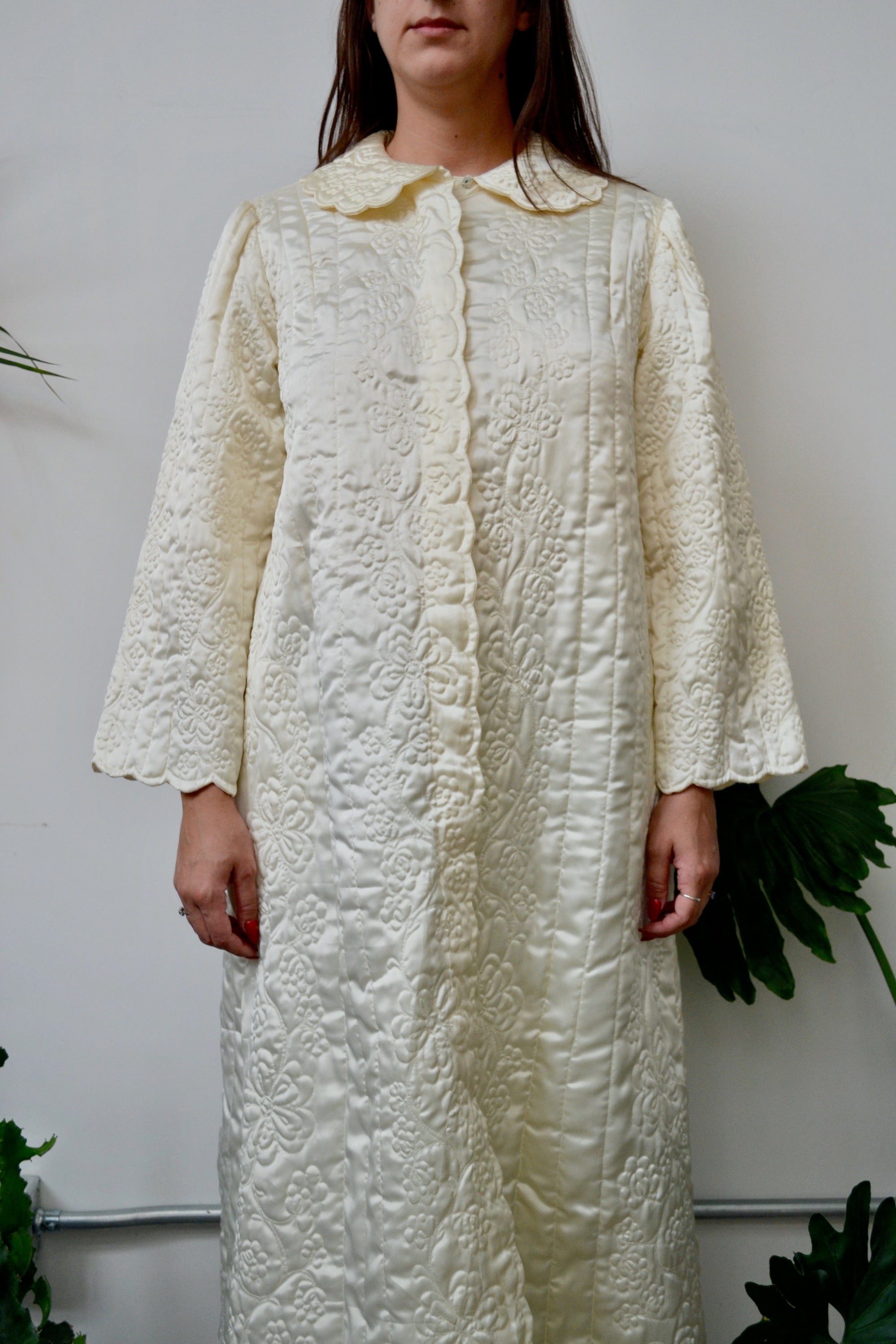 Ivory Floral Blanket Embroidered Dressing Gown