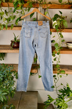 90s Light Wash 550's