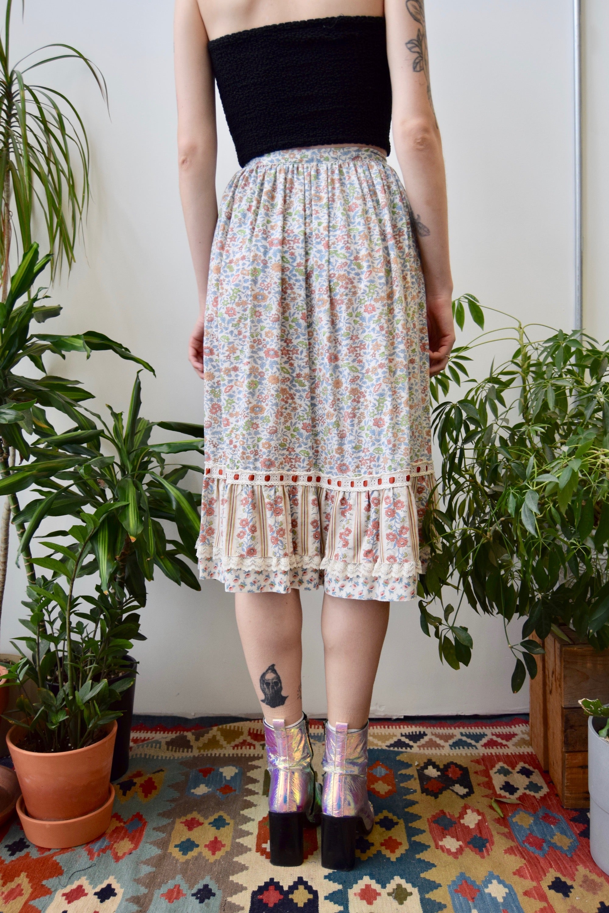 Seventies Muted Floral Prairie Skirt