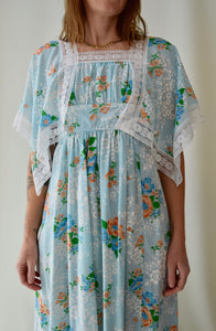 1970's Handkerchief Sleeve Floral Dress