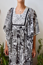 Abstract Patch Kaftan Dress