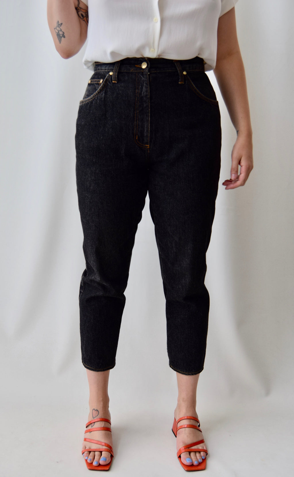 Pocket Detail Tapered Mom Jeans