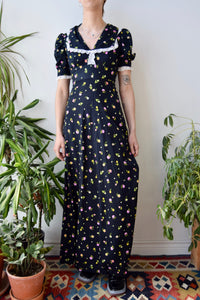 Portrait Collar Seventies Maxi