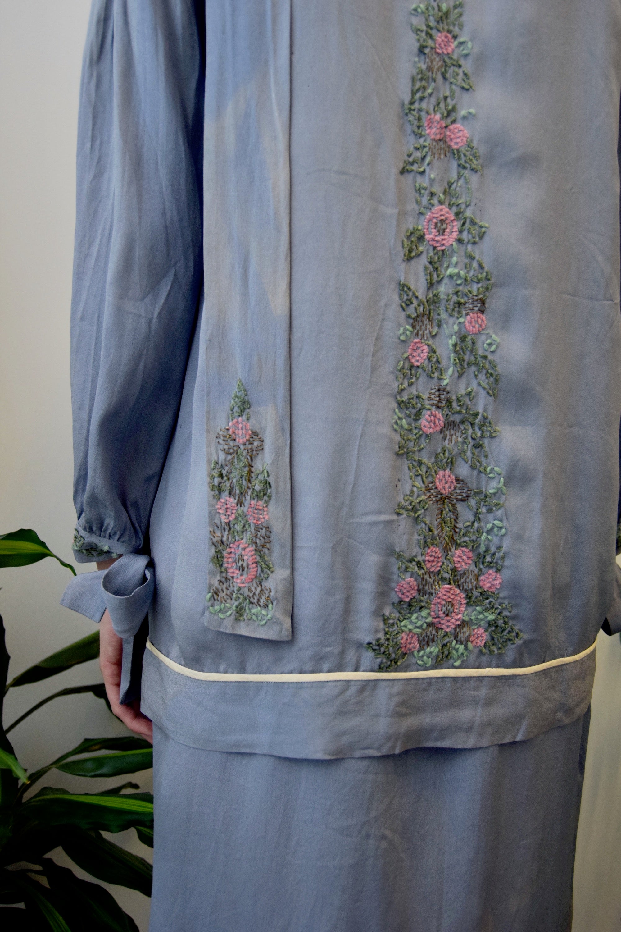 Twenties Periwinkle Embroidered Silk Set