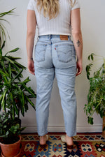 Relaxed Fit Light Wash Levi's