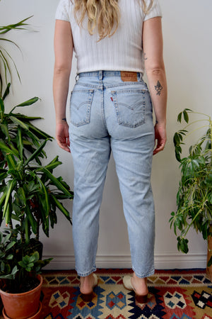 Relaxed Fit Light Wash Levi's