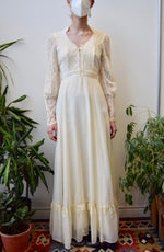 Cream Gunne Gown