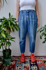 Eighties Pleated Loose Jeans