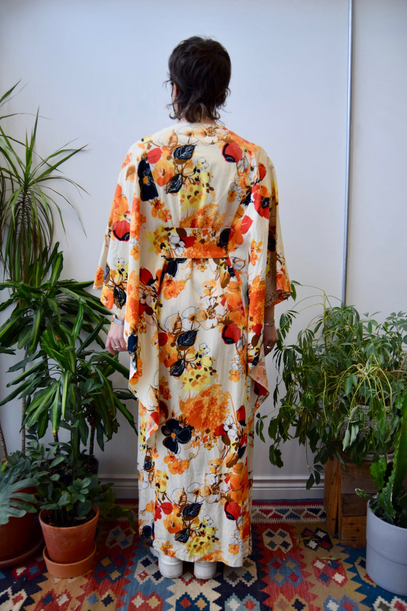 Conversation Pit Robe – Community Thrift and Vintage