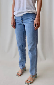 Light Wash Levis Relaxed 550 Jeans
