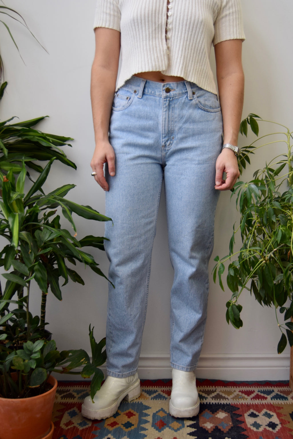 Light Wash "Lizwear" Jeans