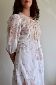 Vintage 1970's Butterfly and Wildflower Dress