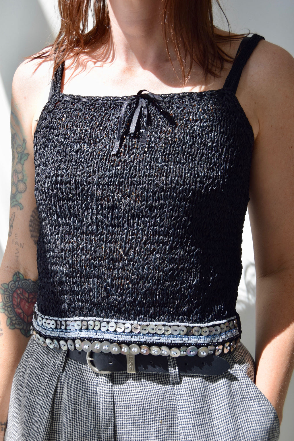 Black Button Hem Knit Tank