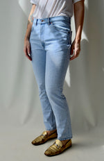 Levis High Waist Light Wash Jeans