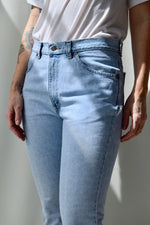 Levis High Waist Light Wash Jeans