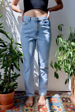 "Calvin Klein" Light Wash Jeans