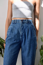 High Waist Pleated Jeans