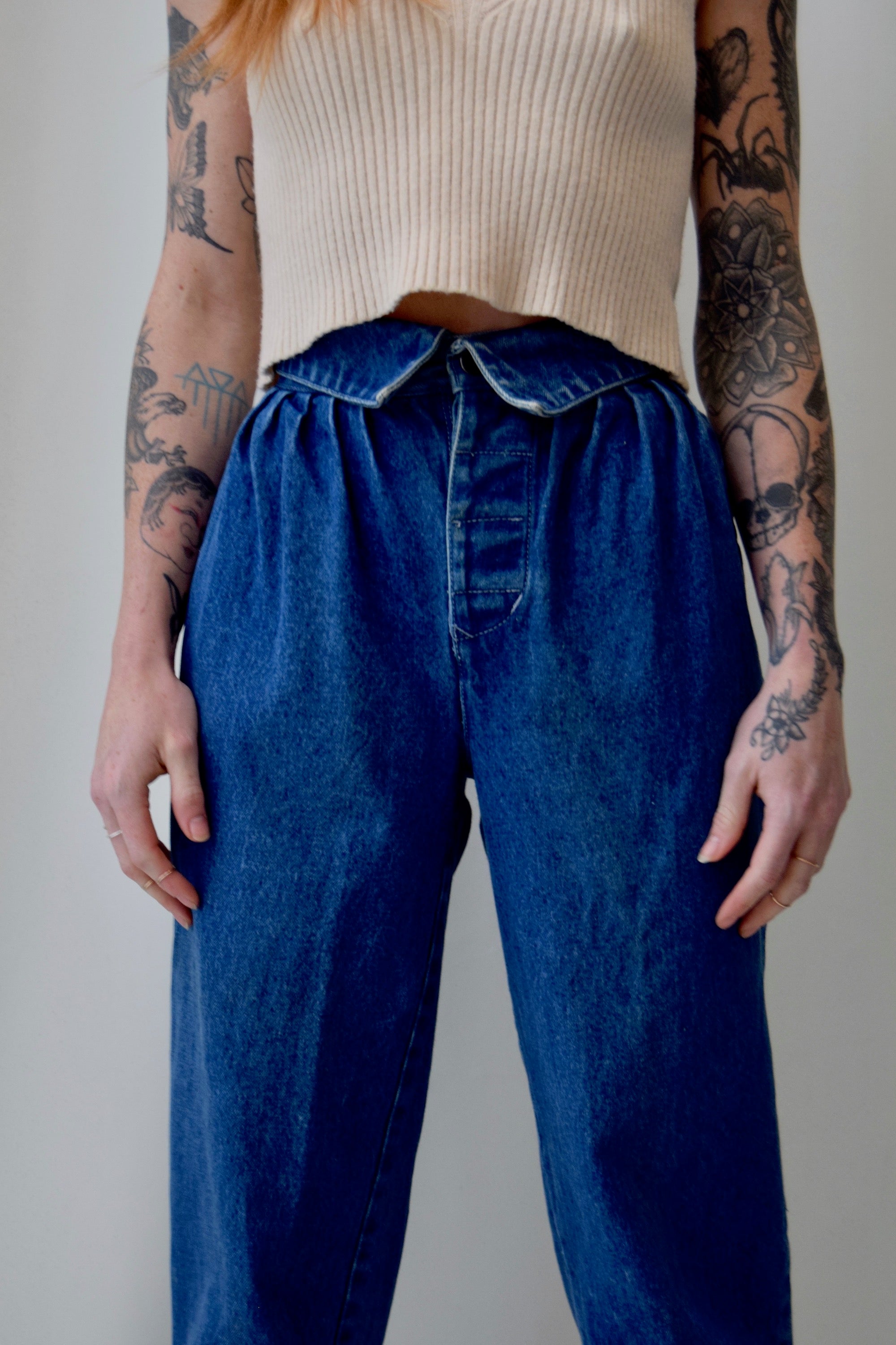 Pleated Baggy Jeans
