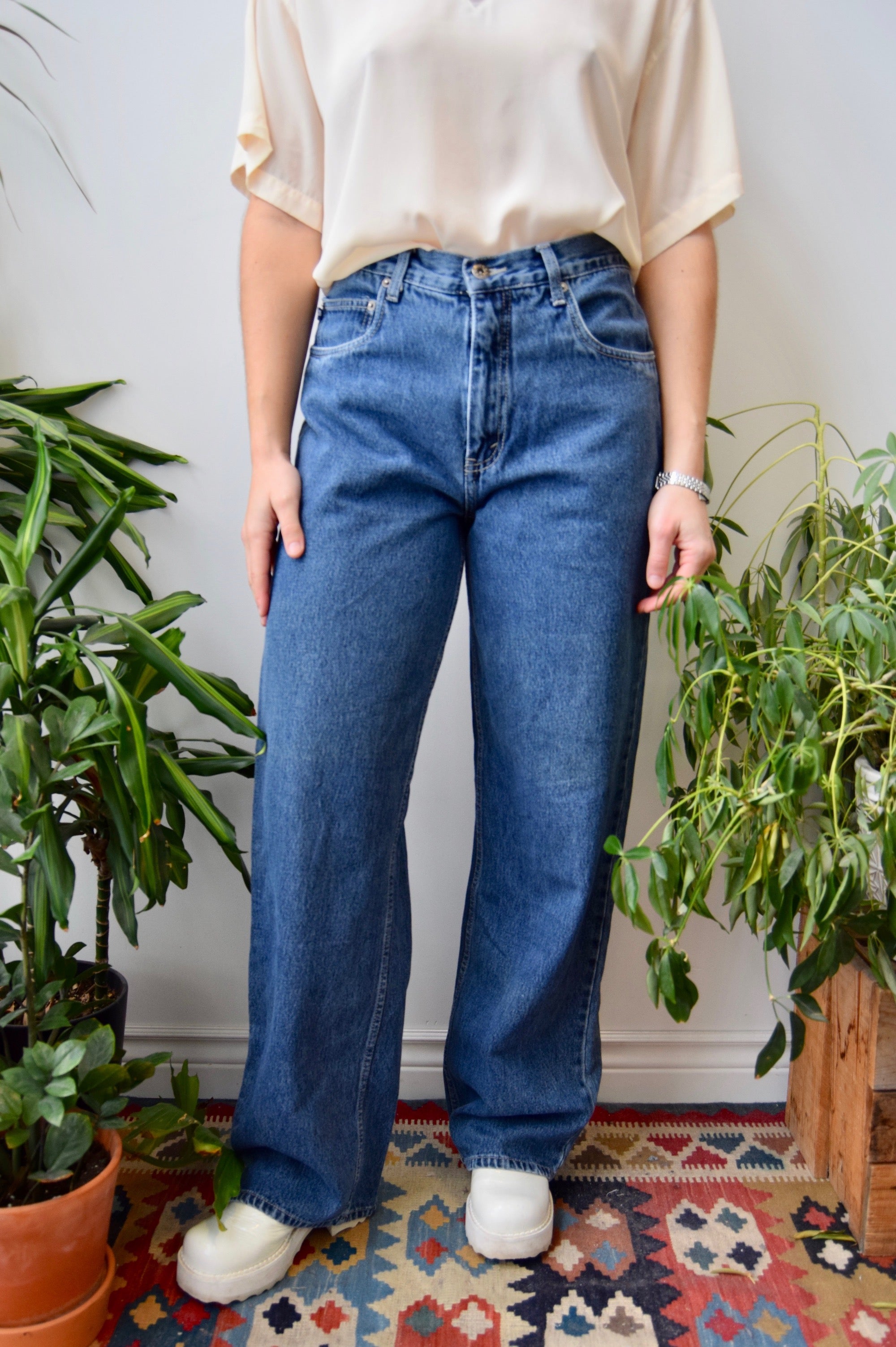 We Love Wide Leg Jeans