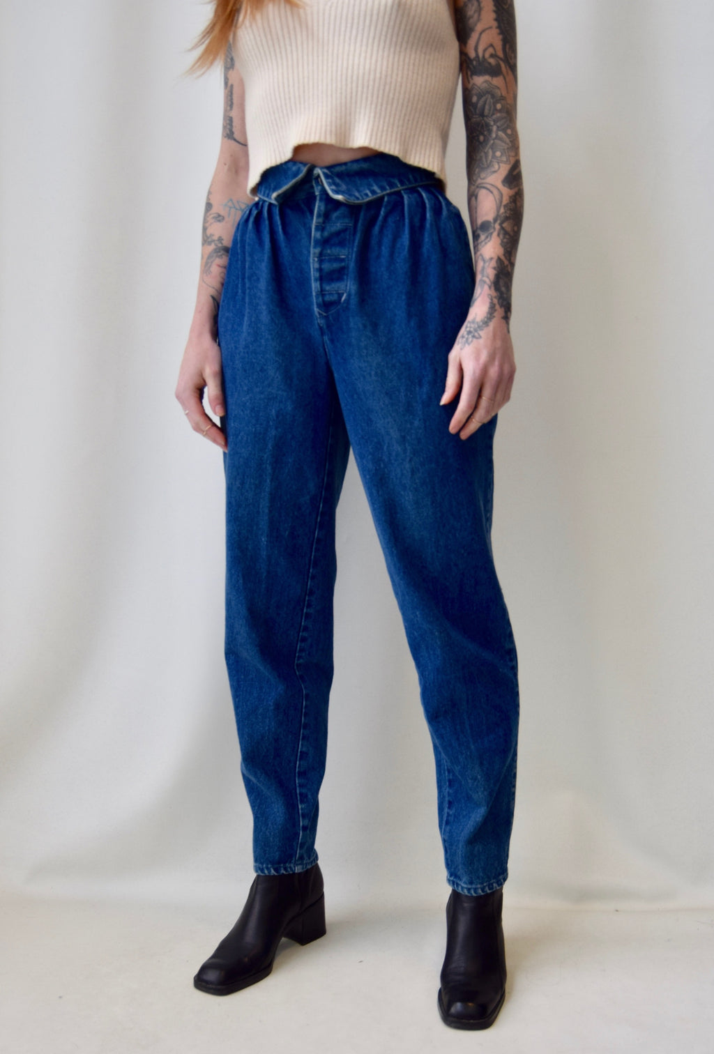 Pleated Baggy Jeans