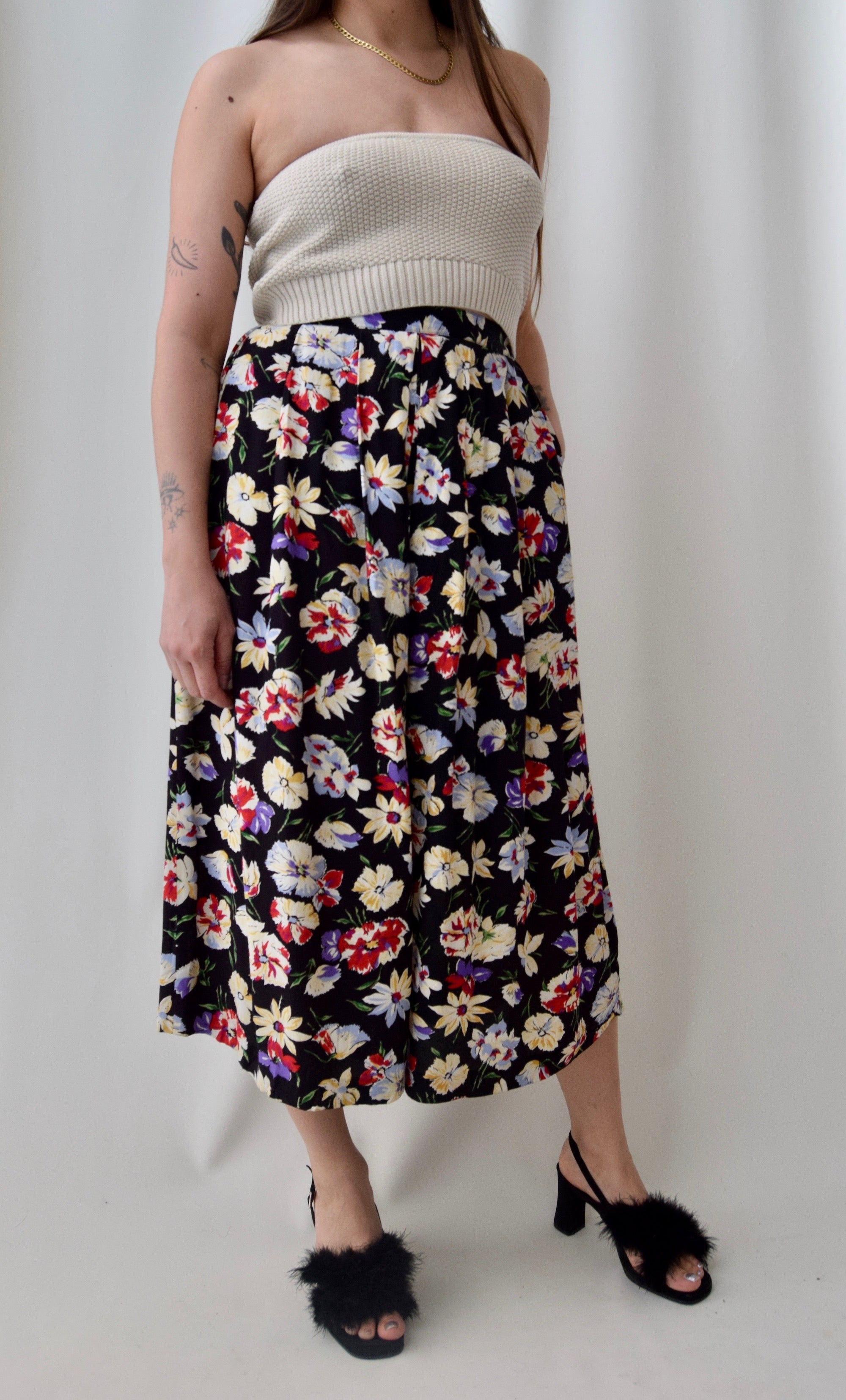 Pleated Floral Rayon Culottes With Pockets