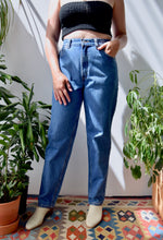 Levis Relaxed 550 Jeans
