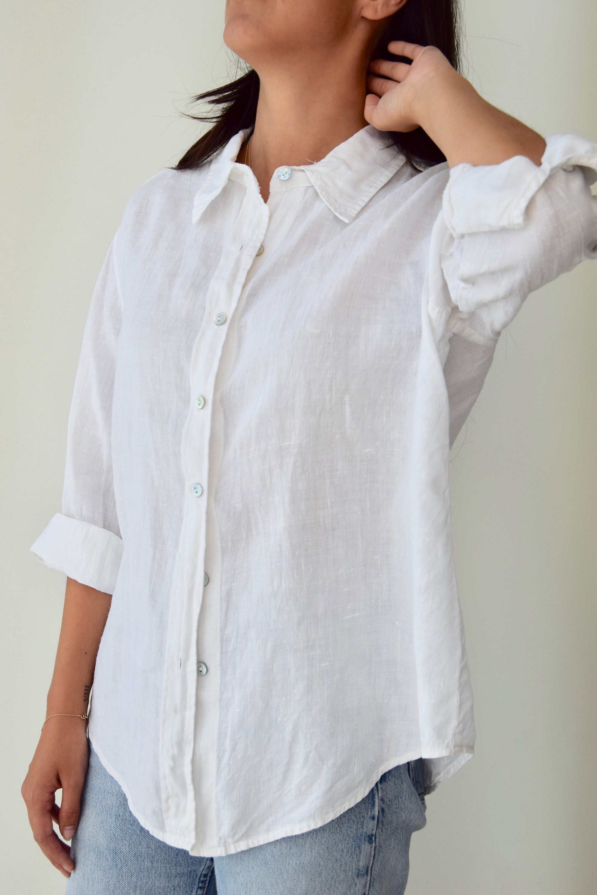 Shell Button Linen Blouse