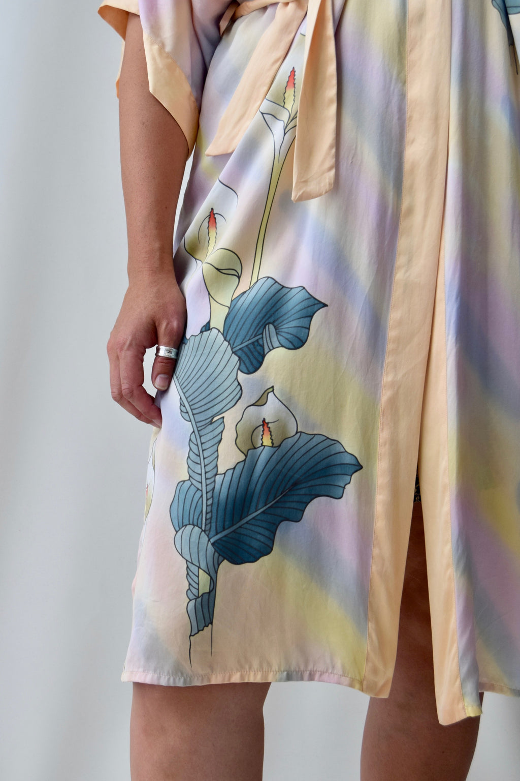 Cala Lily Silk Robe