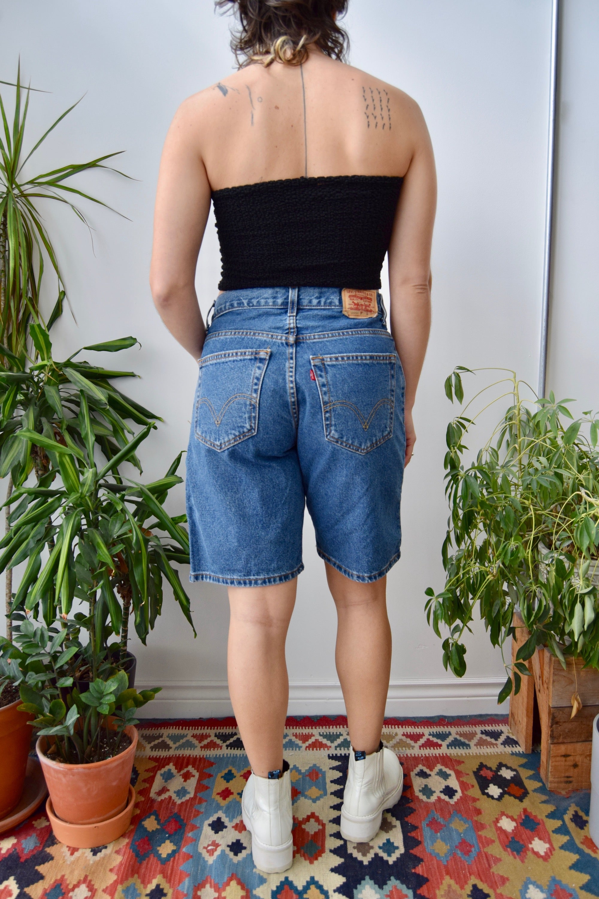 Loose And Straight Levi's Shorts