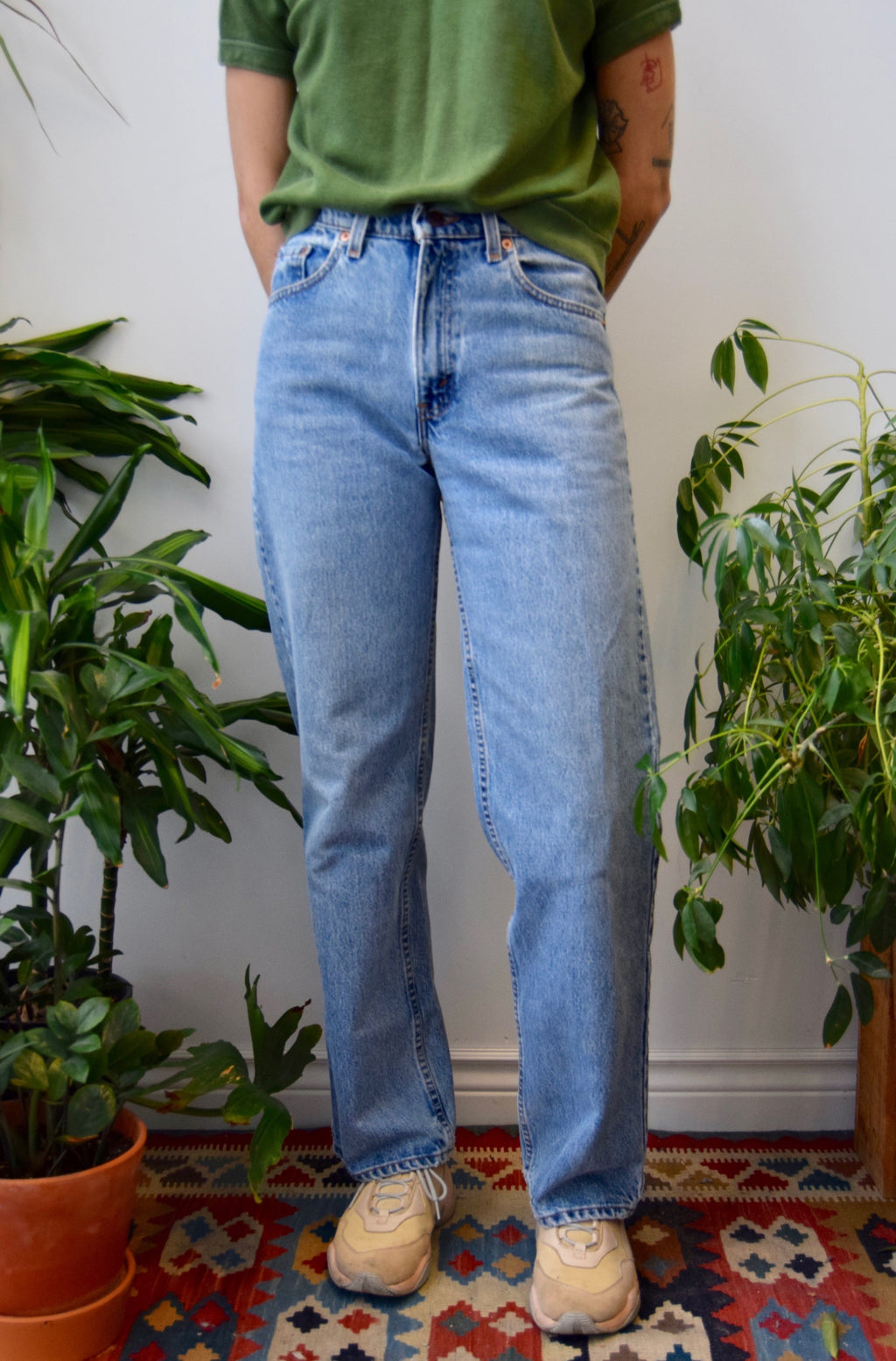 Levis 565 Straight Leg Jeans