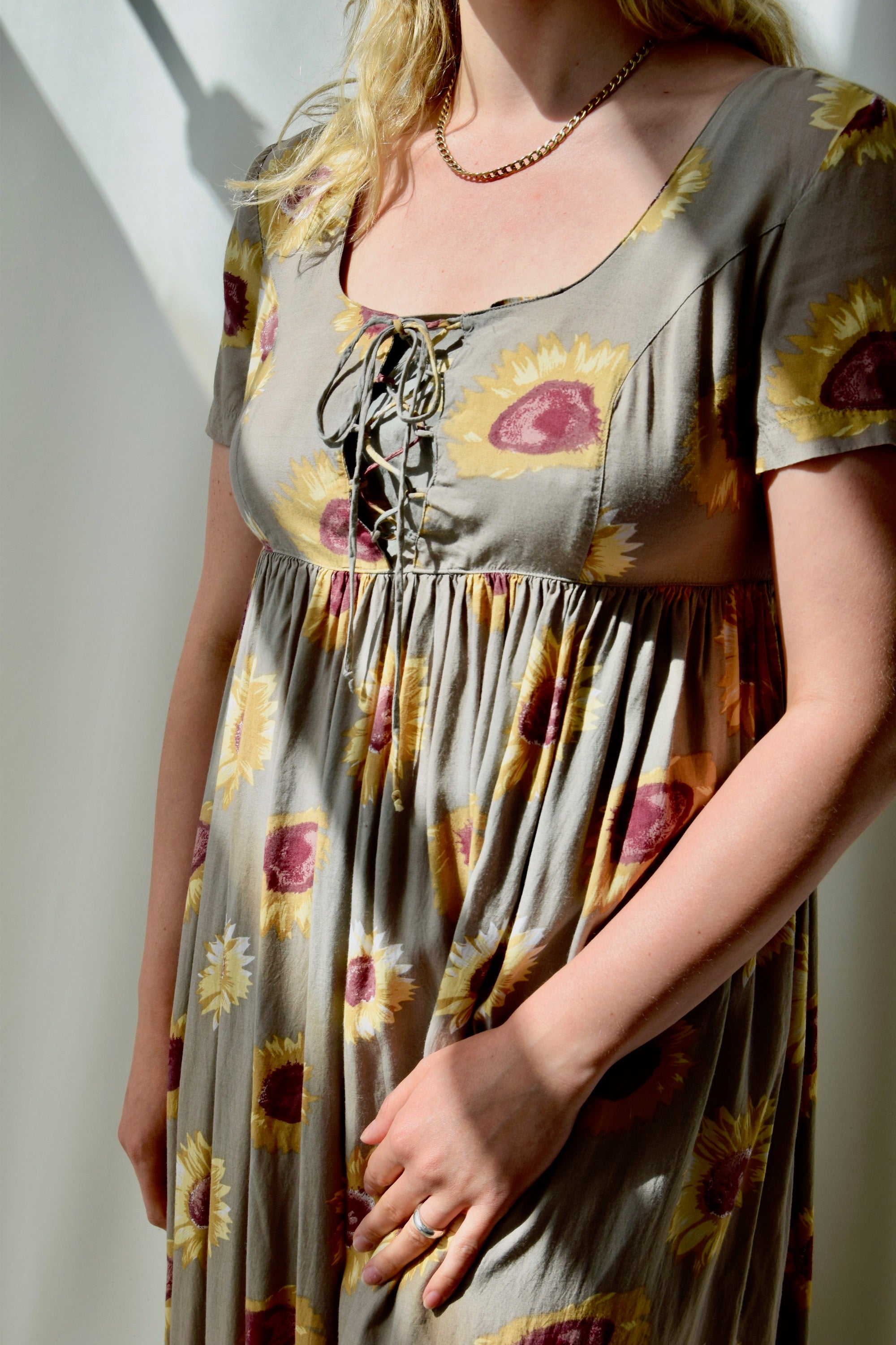 90's Empire Waist Sunflower Dress