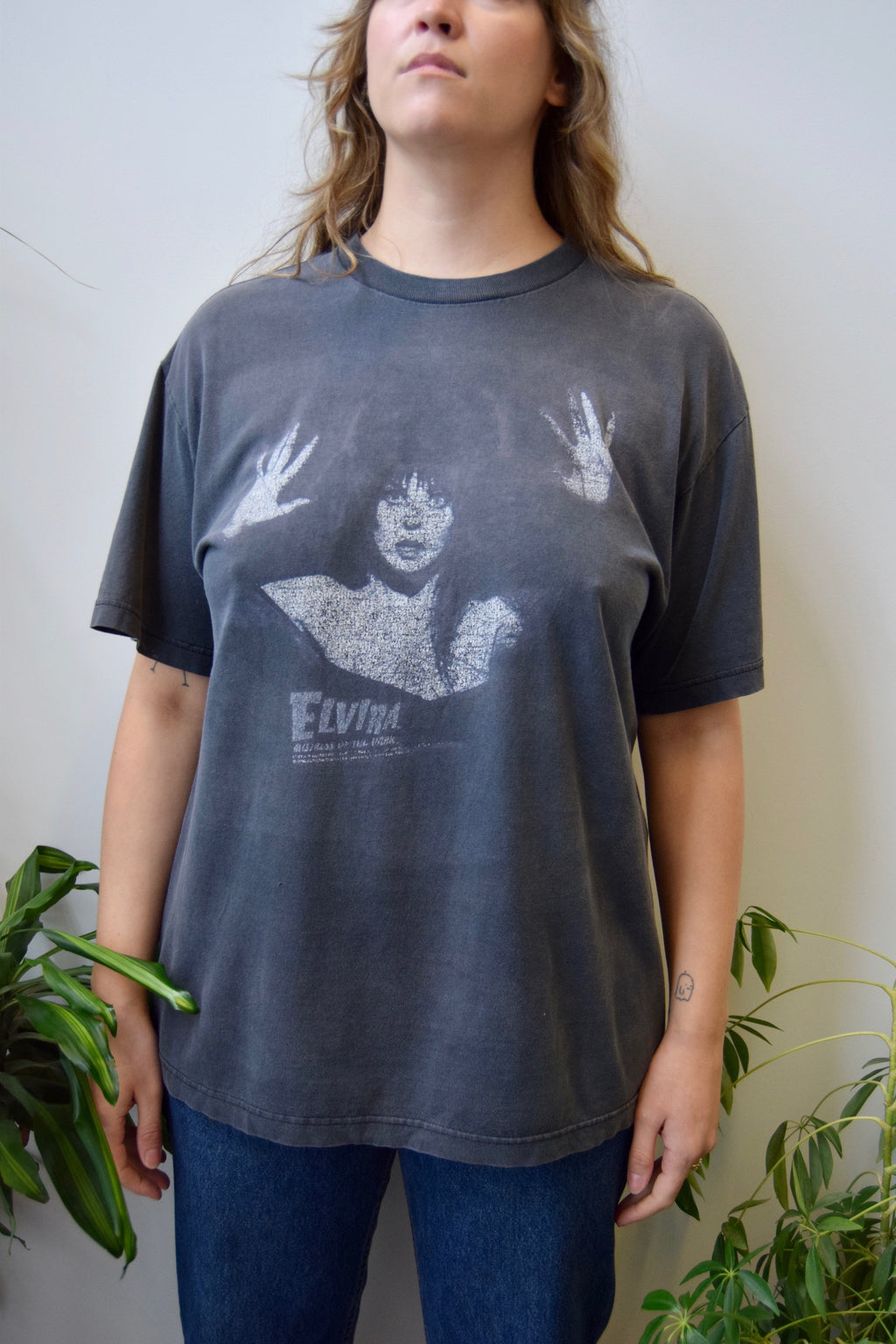 Elvira! Vintage Tee