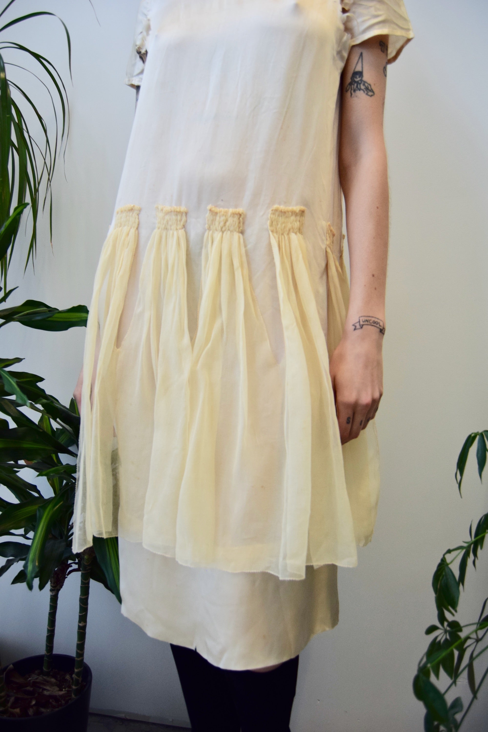 Twenties Ivory Silk Drop Waist Bunting Dress