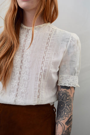 The Perfect Olden Blouse