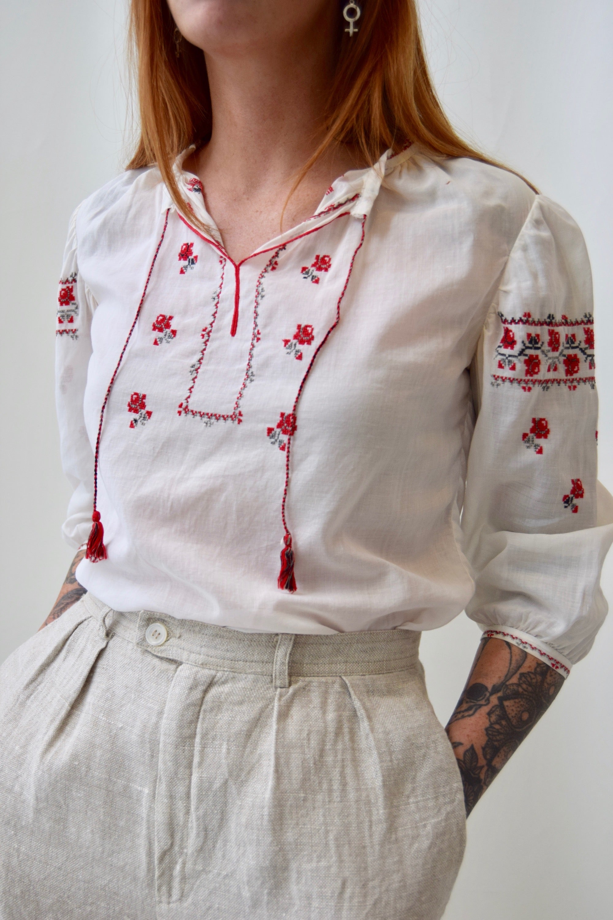 Vintage Eastern European Embroidered Rose Peasant Blouse