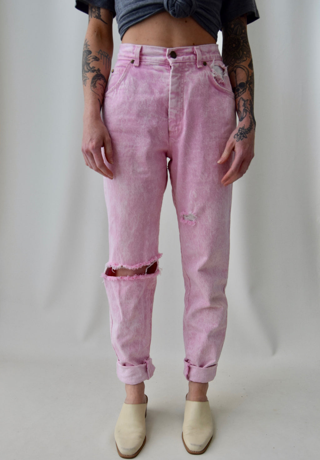 Thrashed Pink Acid Wash Levis Jeans